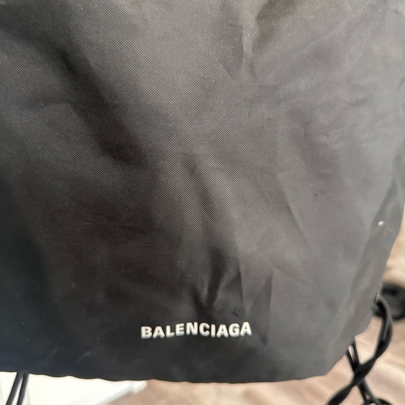 Balenciaga nylon drawstring backpack - Picture 6 of 7